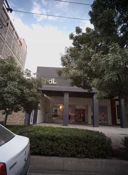 عکس فروشگاه پوشاک آدل در جانباز مشهد