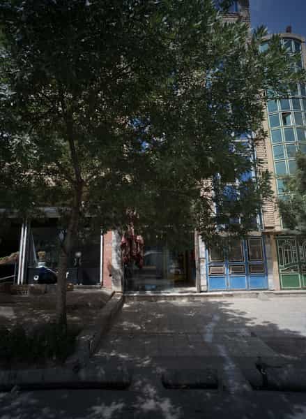 عکس سوپرمارکت و فروشگاه پوشاک شهرک بهارستان مشهد