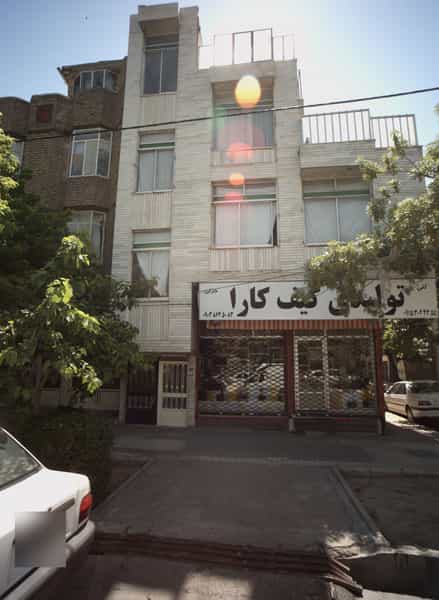 عکس تولیدی کیف کارا در فاطمیه مشهد