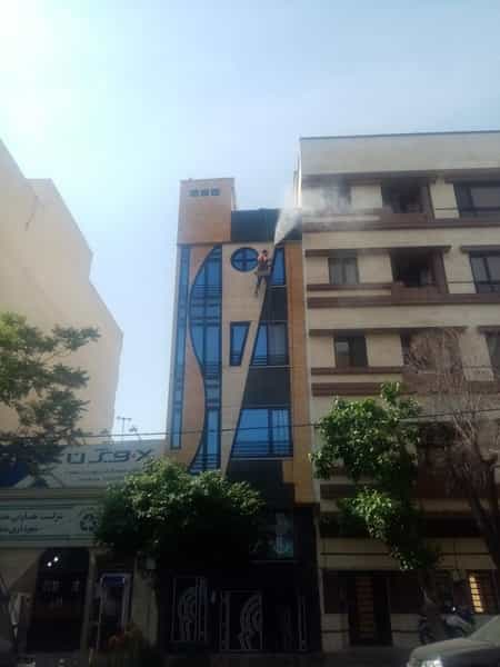 عکس شستشو نما ساختمان پیچ رولپلاک راپل در نارمک تهران