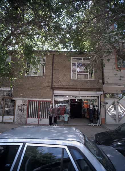 عکس فروشگاه پوشاک در طلاب مشهد