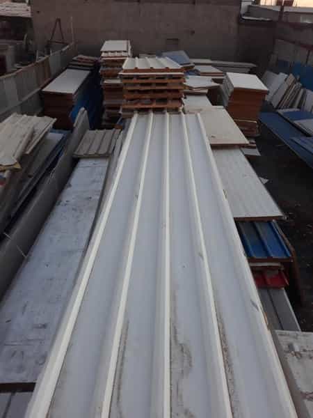 عکس ورق شیروانی نصیرپور (پوشش کار قصر) در شهید کاظمی تهران