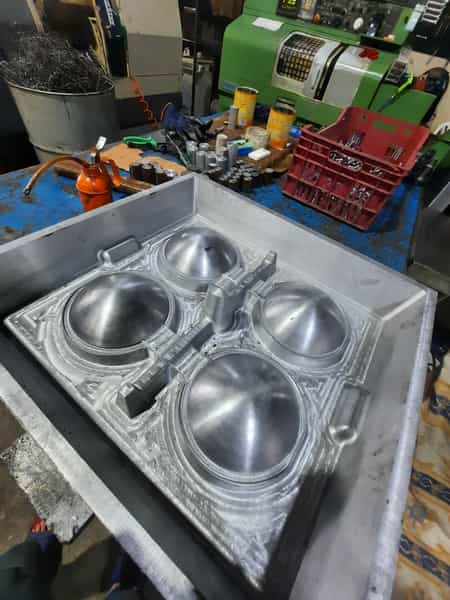 عکس سی ان سی صادق در اتحاد تهران