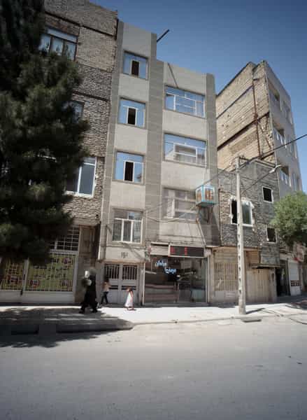 عکس نقاشی ساختمانی در حضرت ابوطالب مشهد