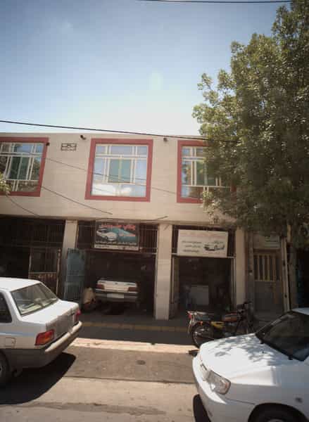 عکس نقاشی ساختمان در شهید آوینی مشهد