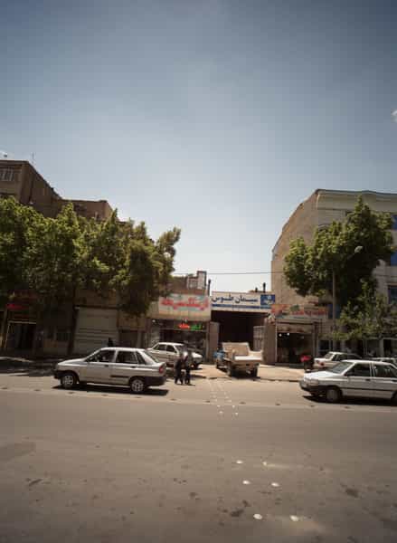 عکس تهیه و توزیع مصالح ساختمانی برادران مداح در ایثارگران مشهد