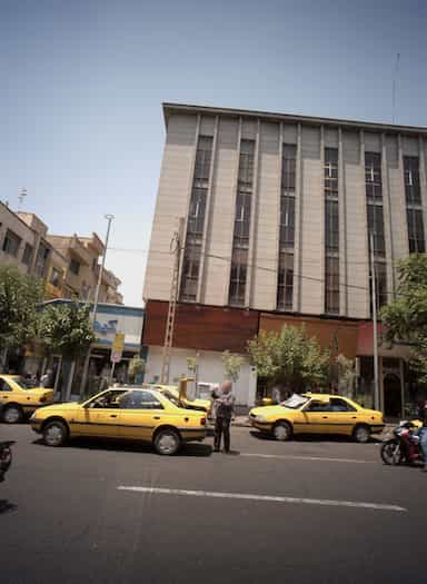 مانتو سرای دریا در ایرانشهر تهران