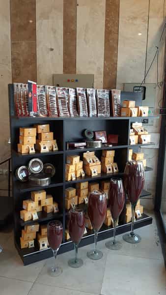 عکس زرشک و زعفران هدیه طلا در مولوی تهران