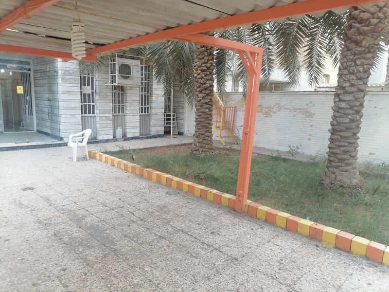 عکس زبانسرای کیان فردا در کوروش اهواز
