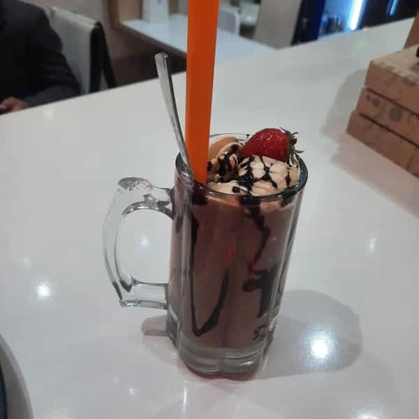 عکس بستنی قصر یخ کوچه باغ تبریز