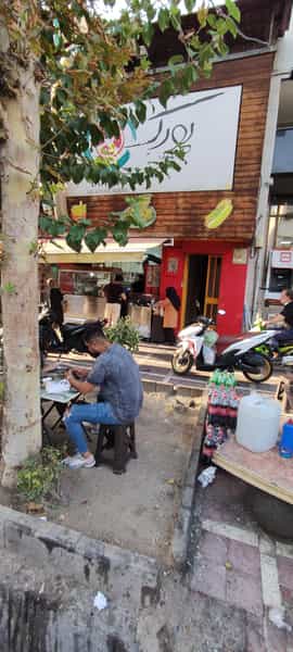 عکس فست فود بورک در منیریه تهران