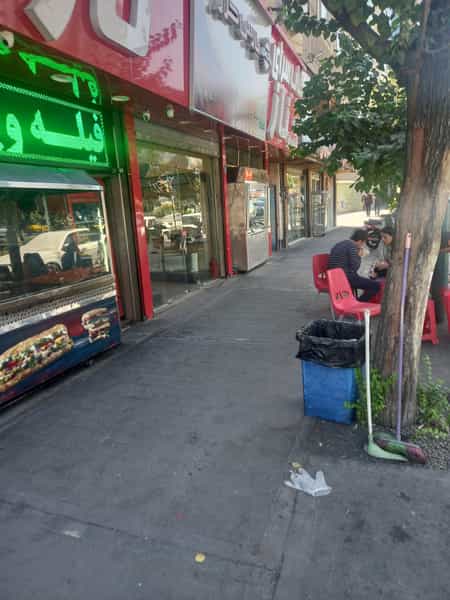 عکس ساندویچ ناز در ولیعصر تهران