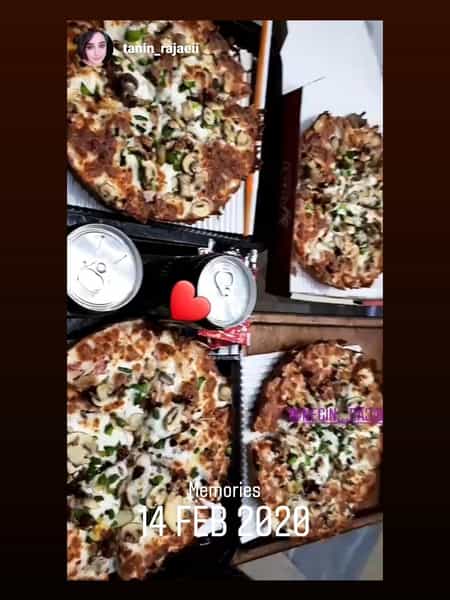 عکس پیتزا ساندویچ شریف در شریف تهران