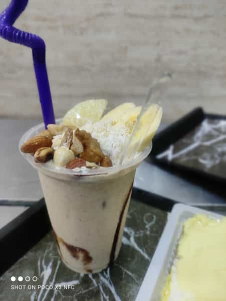 عکس بستنی واران در کوشالی لاهیجان