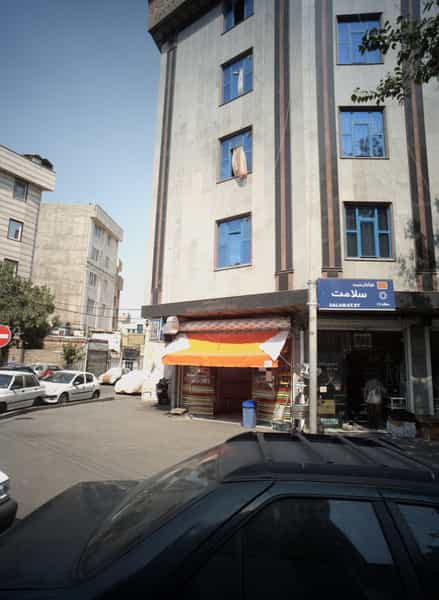 عکس ساندوچی عمو حسین در جلیلی تهران