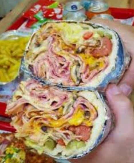 عکس فست فود پیتزا و ساندویچ گلها در شریعتی شمال تهران