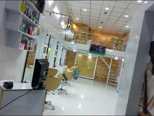 عکس سالن پیرایش امیر حسین قم