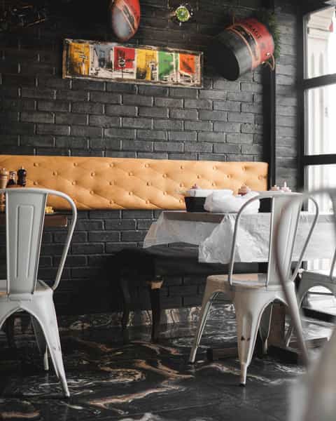 عکس فست فود پلاس در پاسداران تهران