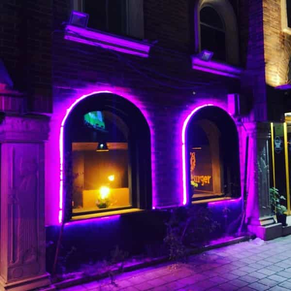 عکس نچرال برگر در خاقانی تهران