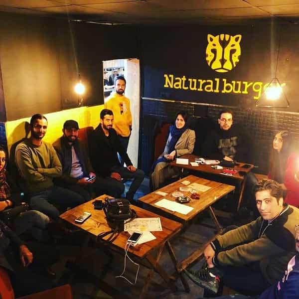 عکس نچرال برگر در خاقانی تهران