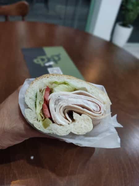 عکس آقای کوکو در قبا تهران