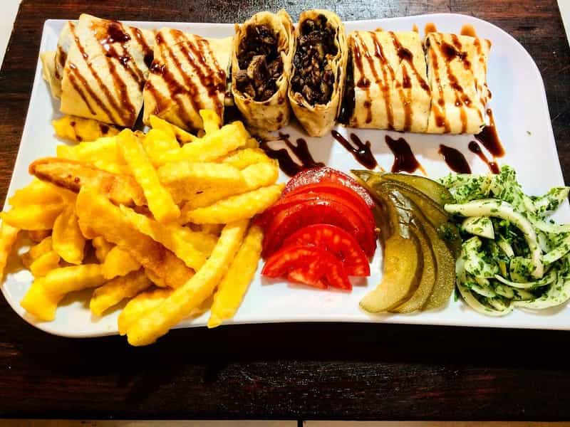 عکس فست فود شاورما یاس در دولت آباد تهران