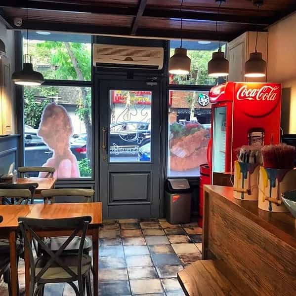 عکس فست فود تیکه سوخاری در عباس آباد تهران