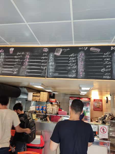 عکس فست فود پاریز برگر در سهروردی تهران
