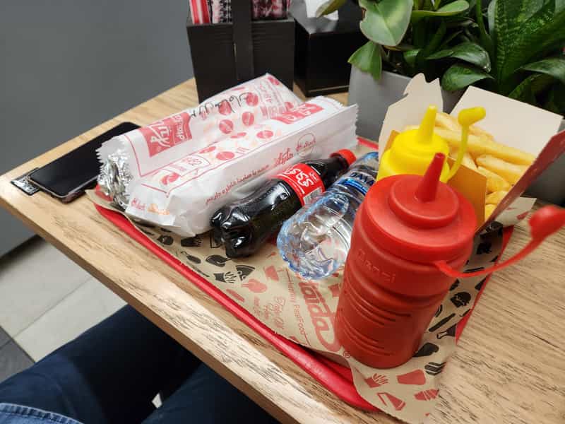 عکس ساندویچ هایدا در نیاوران تهران