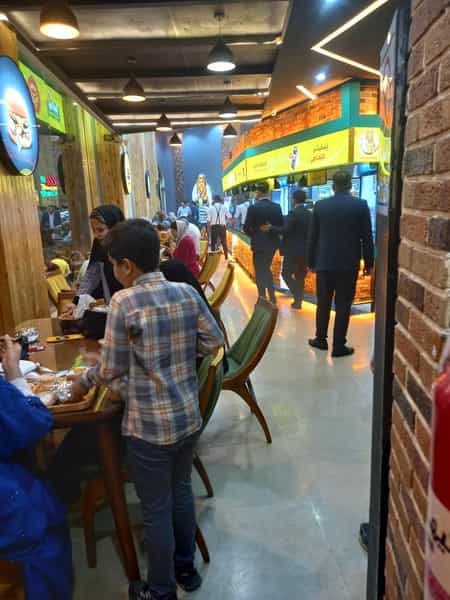 عکس برگرهای تخصصی لاویا در شهرآرا تهران