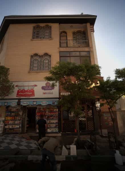 عکس فست فود برنتین در مجیدیه تهران