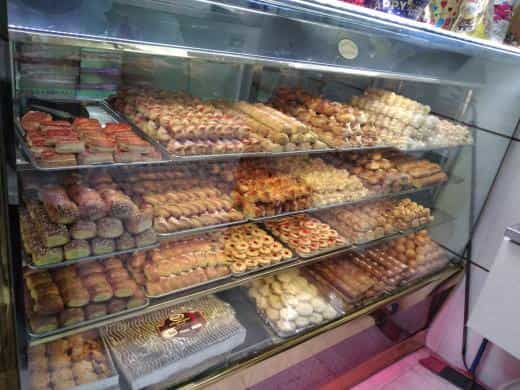 عکس قنادی کلبه شیرین در غیاث آباد قزوین