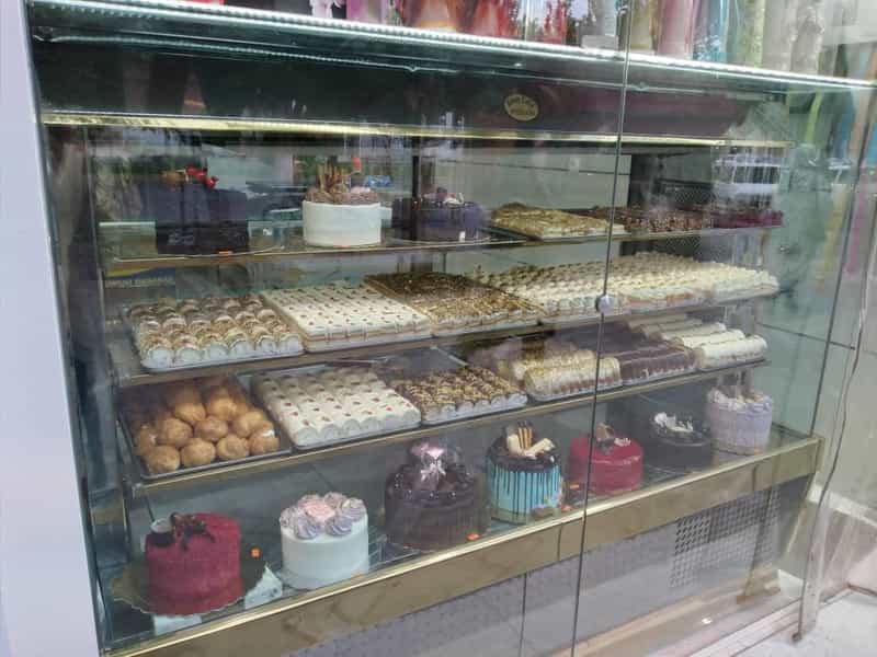 عکس کلبه شیرینی در غیاث آباد قزوین