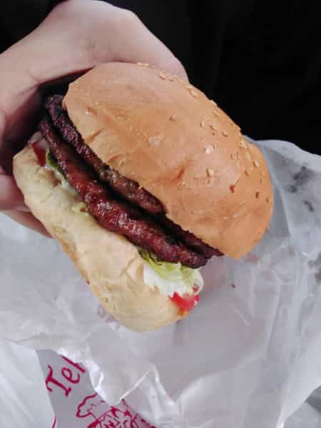 عکس برگر و سوخاری طهران در پاتریس لومومبا تهران