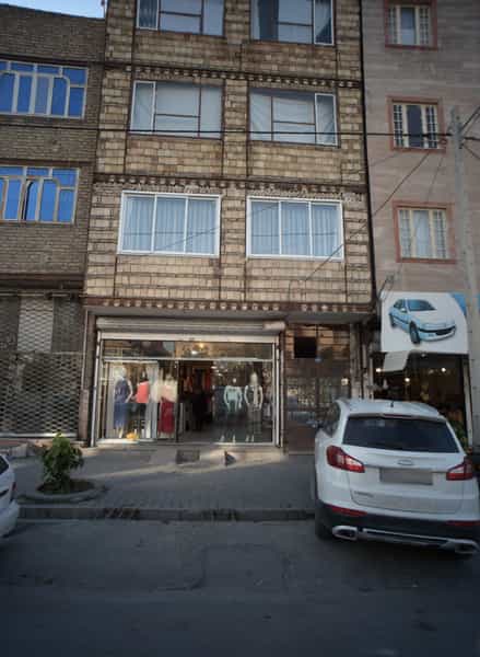 عکس فروشگاه پوشاک در خاتم الانبیا مشهد