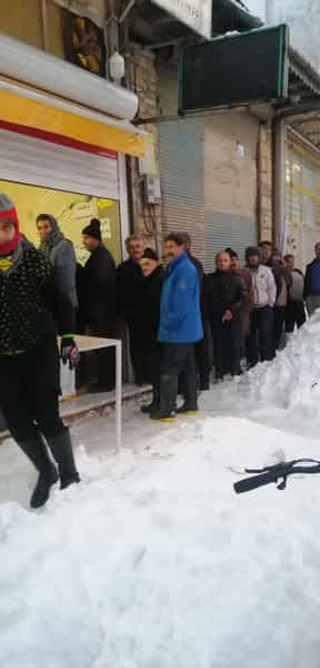 عکس نانوایی لواشی رهبر در صاحب الزمان لاهیجان