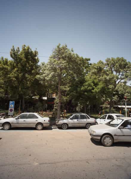 عکس فروشگاه پوشاک در عنصری مشهد