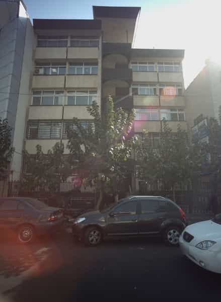 عکس دکتر نسرین عبدالصالحی در سهروردی تهران