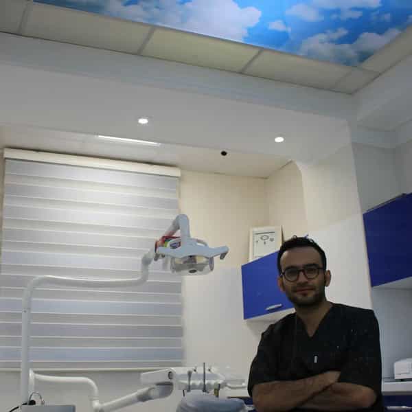 عکس دندانپزشکی دکتر پوریا فروغ مهر در زعفرانیه تهران