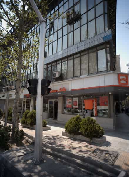 عکس دکتر محمد رضا بخشایی در دروس تهران