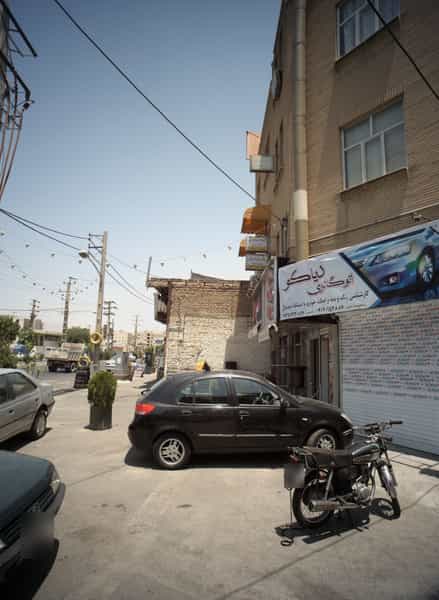 عکس دکتر بهرام اسدی در خلیج فارس جنوبی تهران