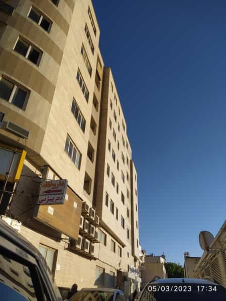 عکس ساختمان پزشکان نوین در عفیف آباد شیراز