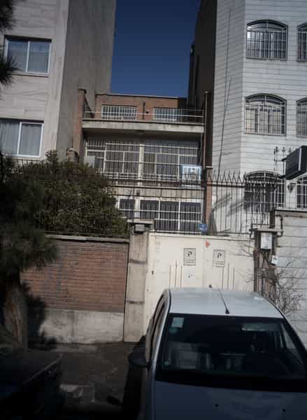 عکس دکتر مریم احمدی در توحید تهران