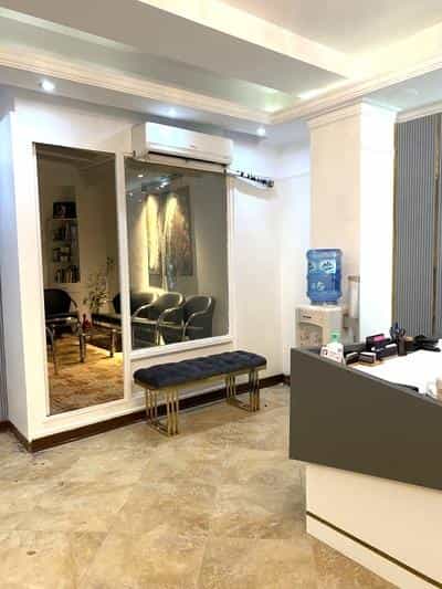 عکس مطب دکتر حاجیه سادات اسماعیل‌لو در سعادت آباد تهران