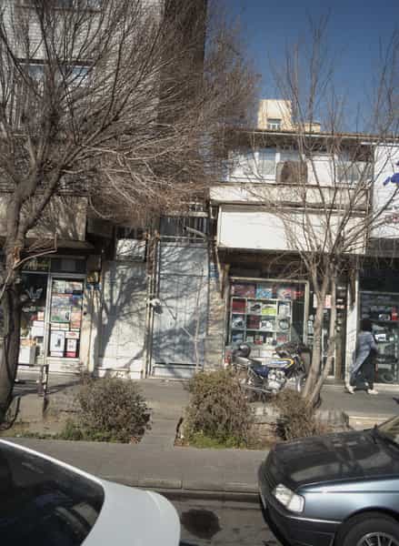 عکس دکتر مهدی انتظاریان در تهران ویلا تهران