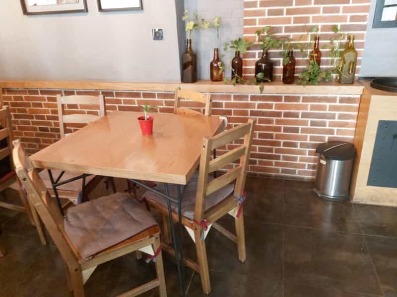 عکس کافه رستوران بان در نازبند اصفهان