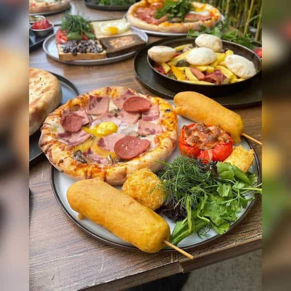 عکس کافه ژوان در دریا تهران