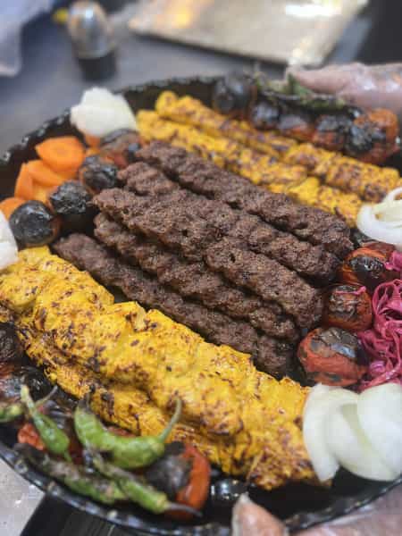 عکس نان داغ کباب داغ گلپایگان (ناب) در بهاران اصفهان