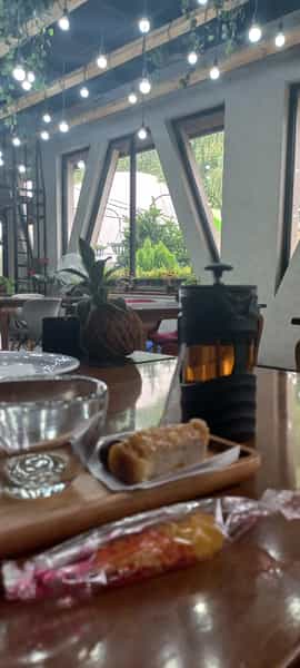 عکس کافه رستوران ناژلند در ناژوان اصفهان