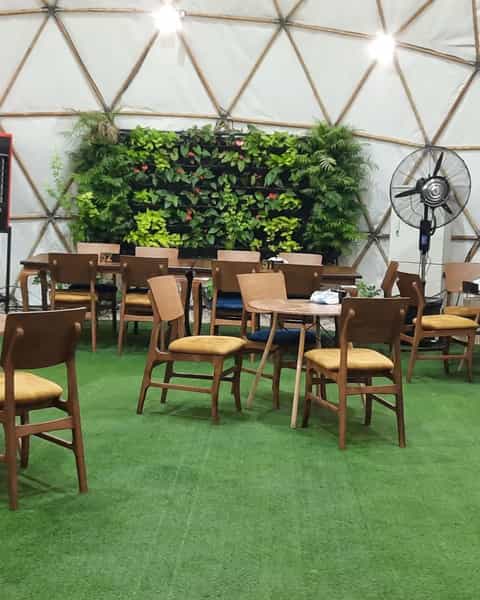 عکس کافه رستوران ناژلند در ناژوان اصفهان